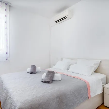 Lejlighed Away Split