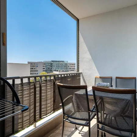 Lejlighed Away Split