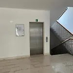 Away شقة